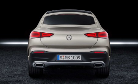 2021 Mercedes-Benz GLE Coupe (Color: Moyave Silver) Rear Wallpapers 450x275 (55)