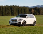 2019 BMW X5 xDrive45e iPerformance Front Three-Quarter Wallpapers 150x120 (22)