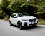 2019 BMW X5 xDrive45e iPerformance Front Three-Quarter Wallpapers 150x120