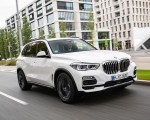 2019 BMW X5 xDrive45e iPerformance Front Three-Quarter Wallpapers 150x120 (14)