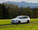 2019 BMW X5 xDrive45e iPerformance Front Three-Quarter Wallpapers 150x120