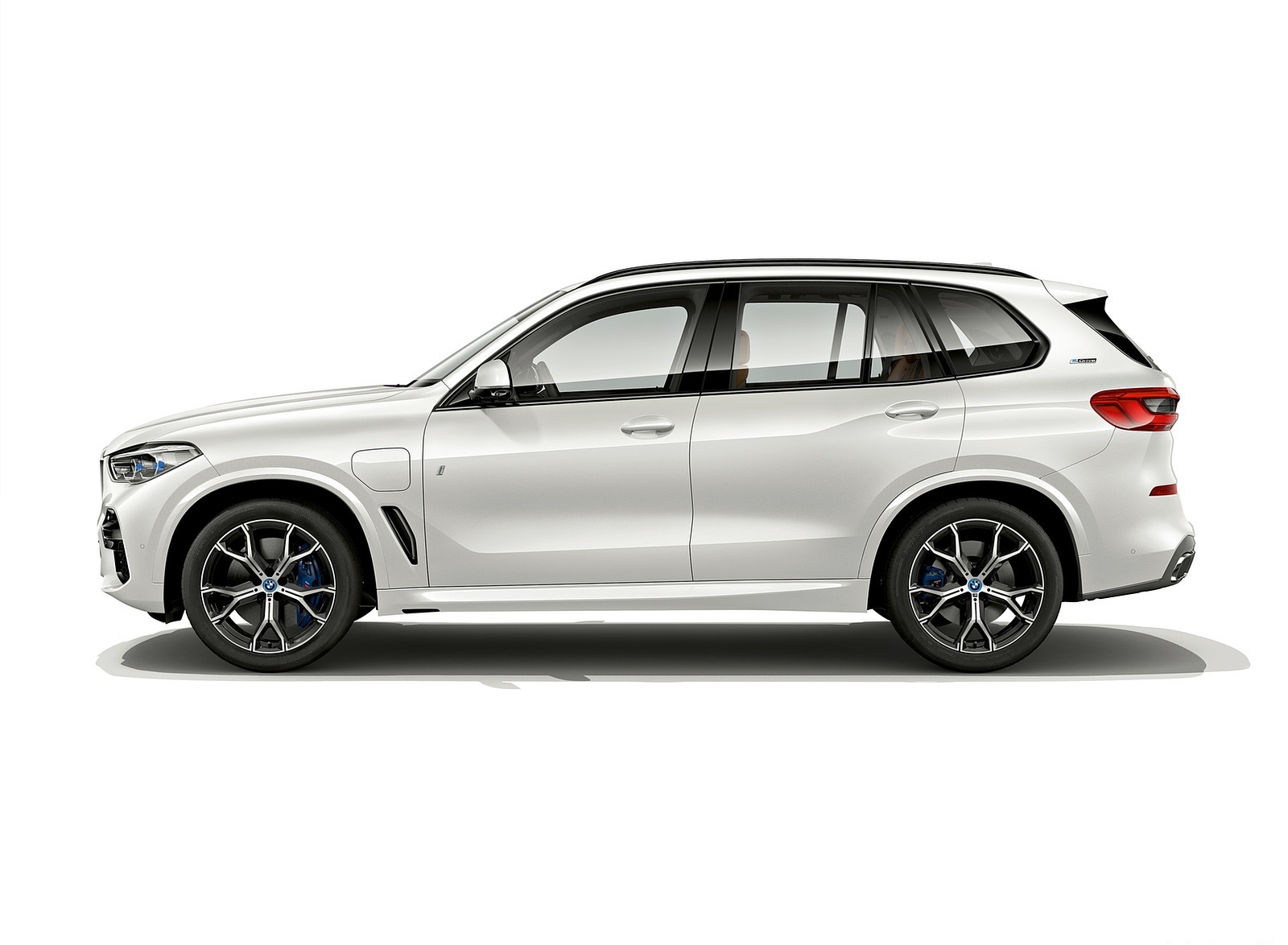 2019 BMW X5 xDrive45e iPerformance Side Wallpapers #103 of 113