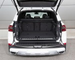 2019 BMW X5 xDrive45e iPerformance Trunk Wallpapers 150x120 (84)