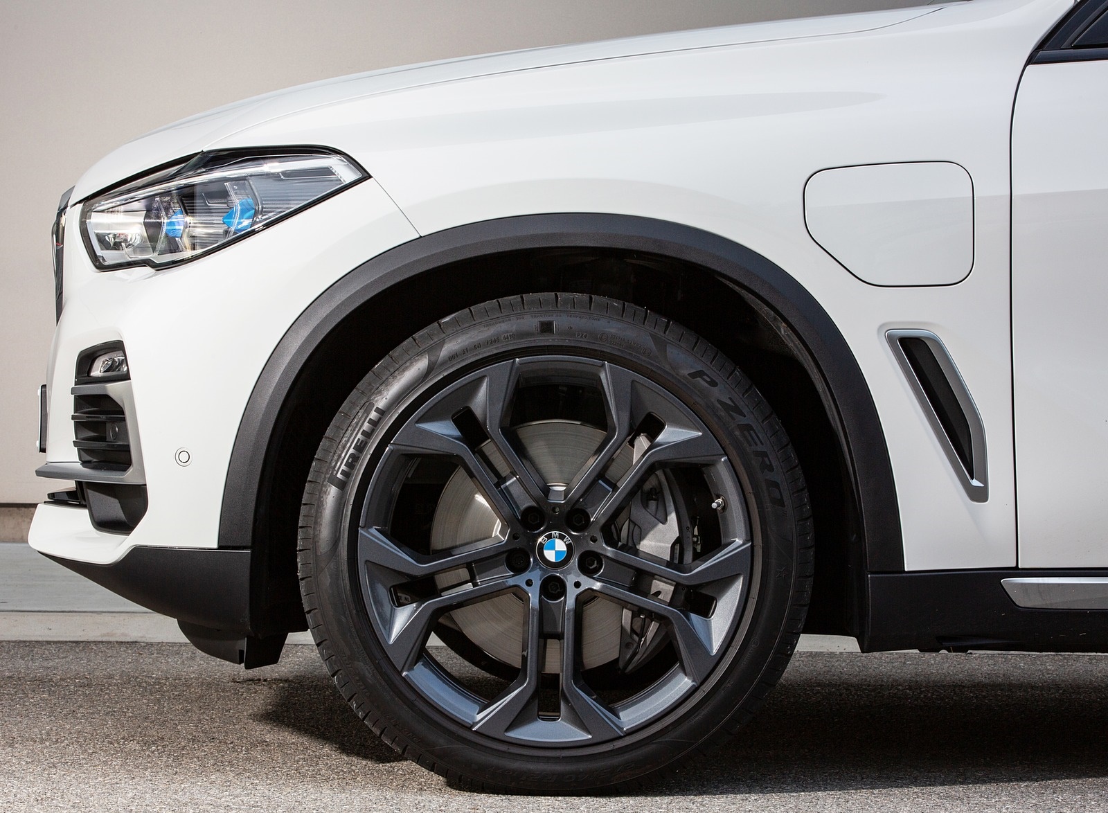2019 BMW X5 xDrive45e iPerformance Wheel Wallpapers #55 of 113