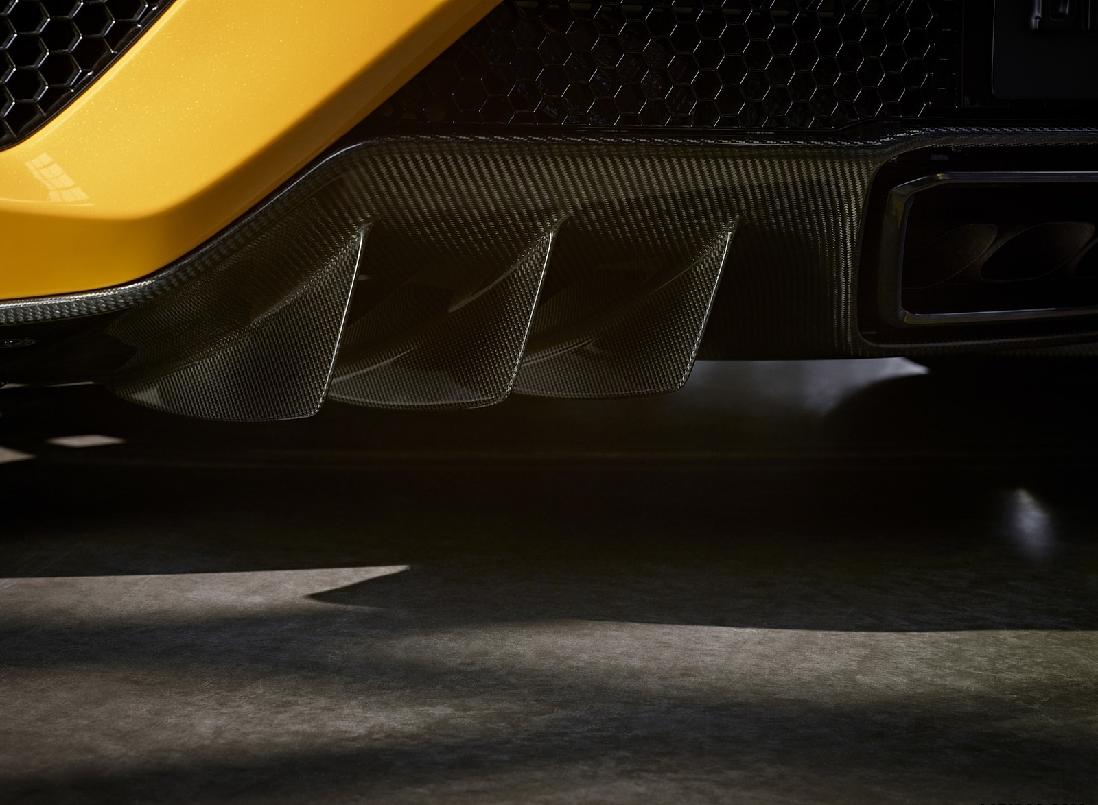 2020 Acura NSX (Color: Indy Yellow Pearl) Exhaust Wallpapers #16 of 19