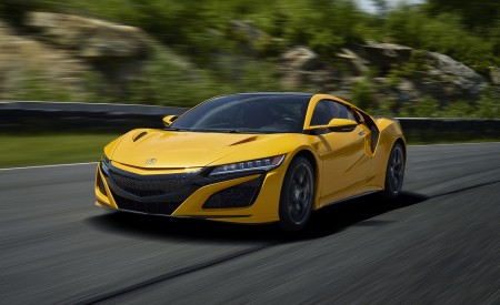 2020 Acura NSX (Color: Indy Yellow Pearl) Front Three-Quarter Wallpapers 450x275 (2)