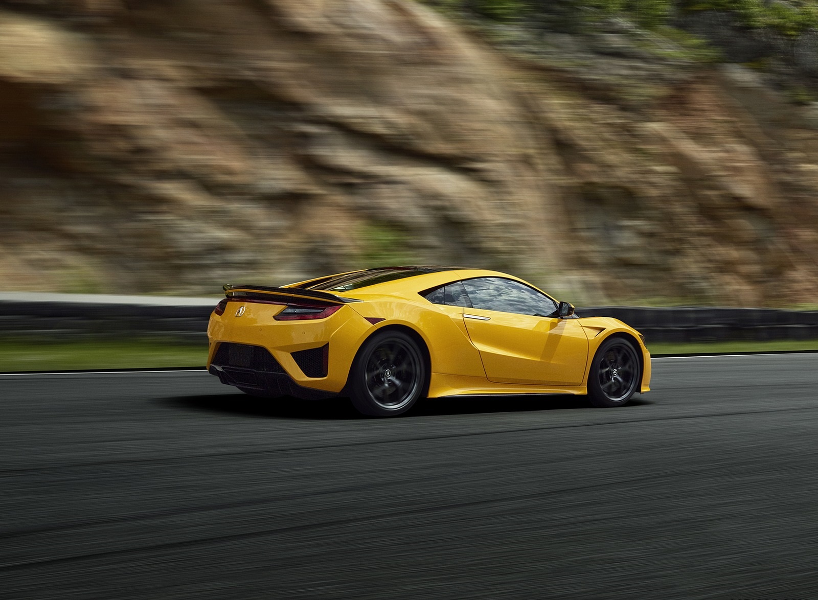 2020 Acura NSX (Color: Indy Yellow Pearl) Rear Three-Quarter Wallpapers (5)