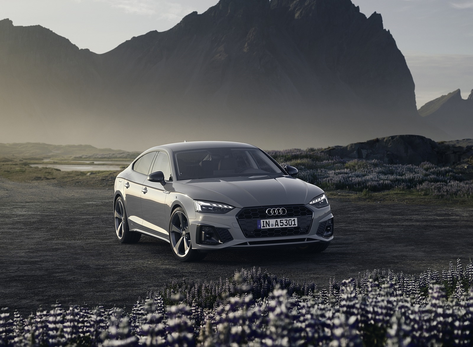 2020 Audi A5 Sportback (Color: Quantum Gray) Front Three-Quarter Wallpapers (7)