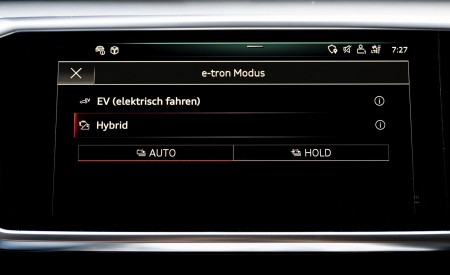 2020 Audi A7 Sportback 55 TFSI e quattro Plug-In Hybrid Central Console Wallpapers 450x275 (58)