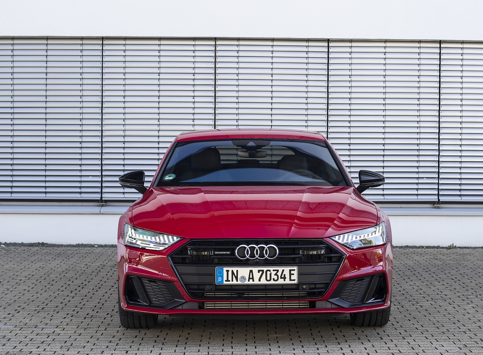 2020 Audi A7 Sportback 55 TFSI e quattro Plug-In Hybrid (Color: Tango Red) Front Wallpapers #29 of 73
