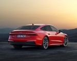 2020 Audi A7 Sportback 55 TFSI e quattro (Plug-In Hybrid Color: Tango Red) Rear Three-Quarter Wallpapers 150x120 (71)