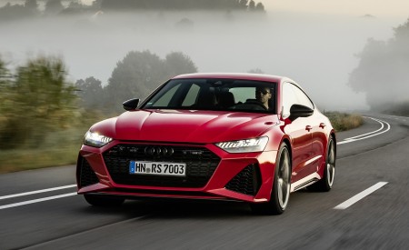 2020 Audi RS 7 Sportback (Color: Tango Red) Front Three-Quarter Wallpapers 450x275 (14)