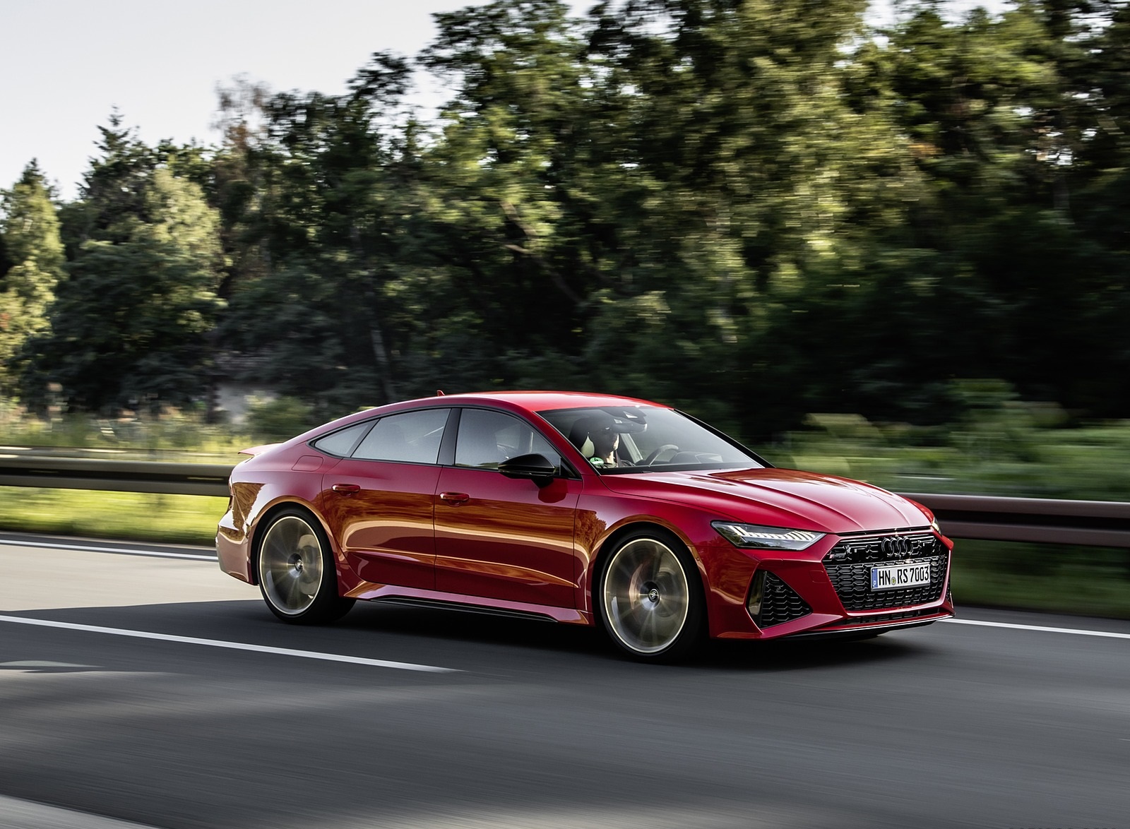 2020 Audi RS 7 Sportback (Color: Tango Red) Front Three-Quarter Wallpapers #15 of 99