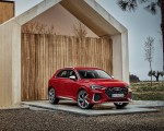 2020 Audi RS Q3 (Color: Tango Red) Front Three-Quarter Wallpapers 150x120 (57)
