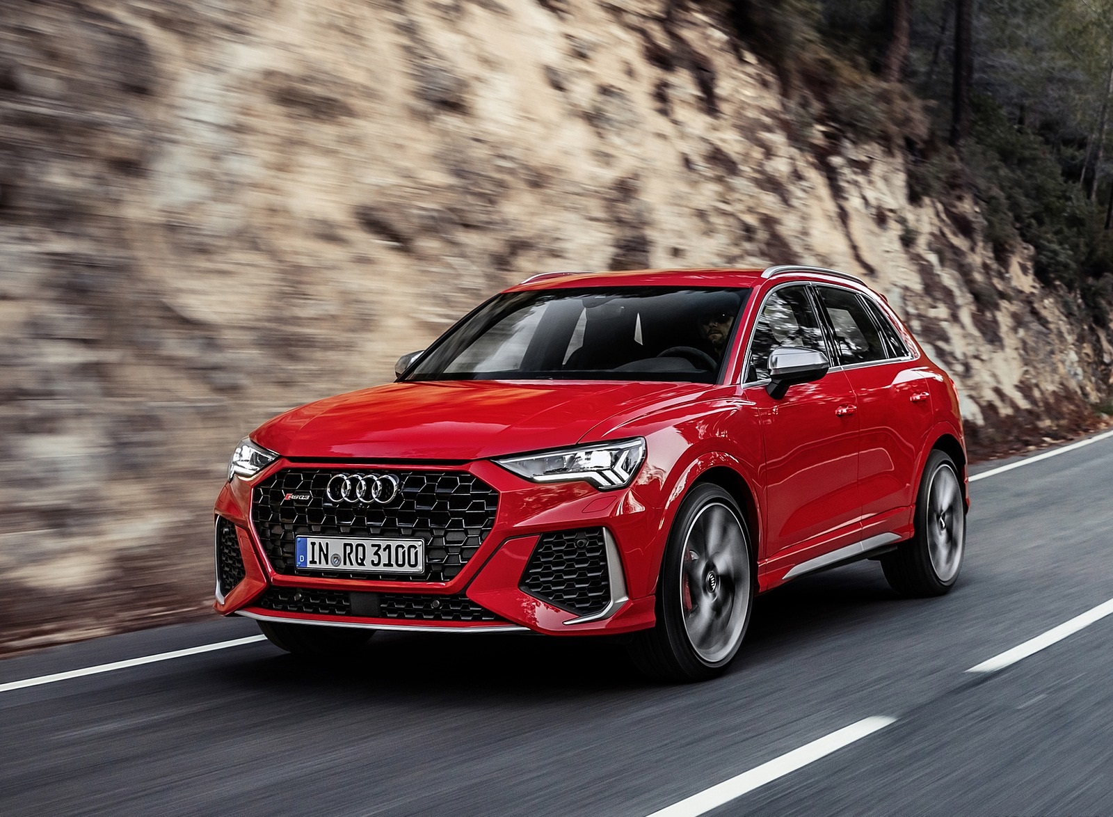 2020 Audi RS Q3 (Color: Tango Red) Front Three-Quarter Wallpapers #53 of 116