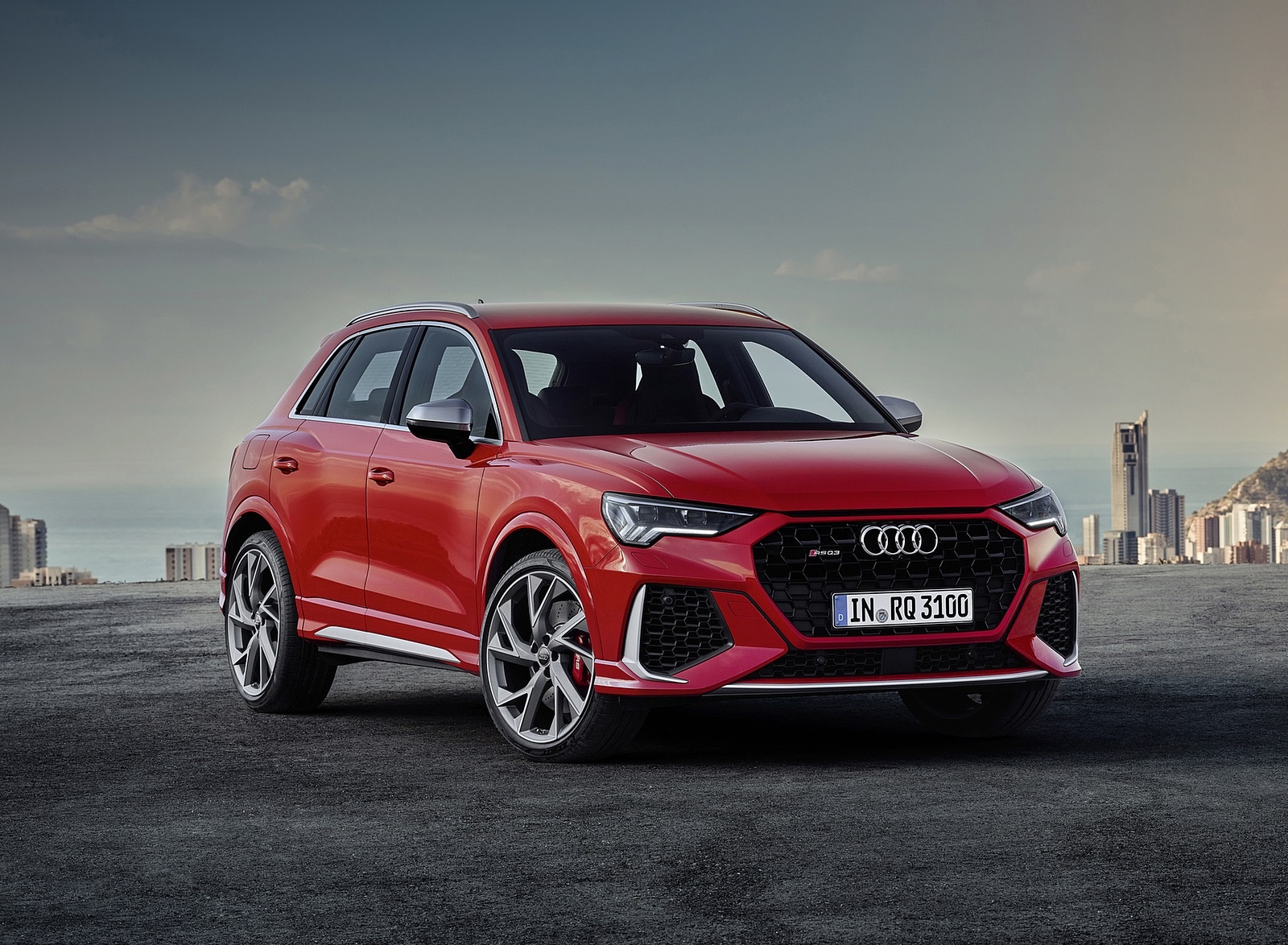 2020 Audi RS Q3 (Color: Tango Red) Front Three-Quarter Wallpapers #66 of 116