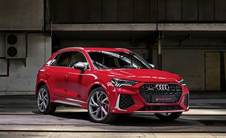 2020 Audi RS Q3 (Color: Tango Red) Front Three-Quarter Wallpapers 450x275 (69)