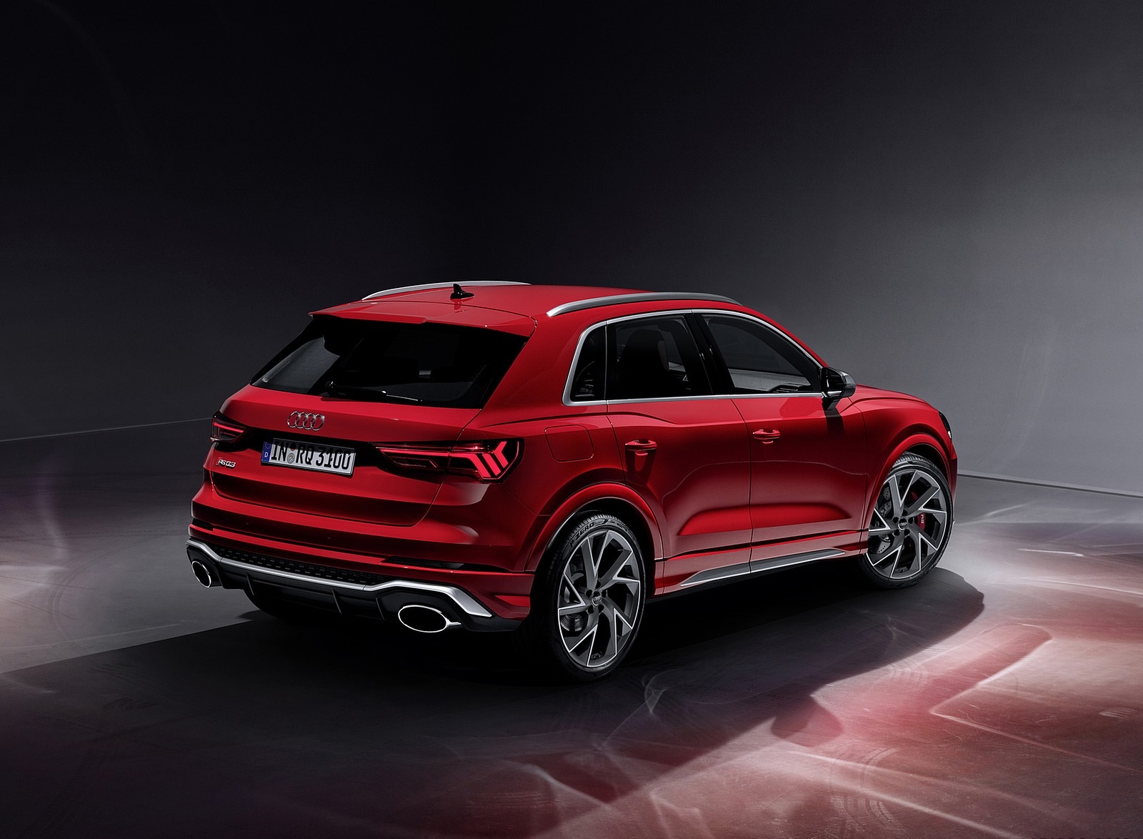 2020 Audi RS Q3 (Color: Tango Red) Rear Three-Quarter Wallpapers #72 of 116