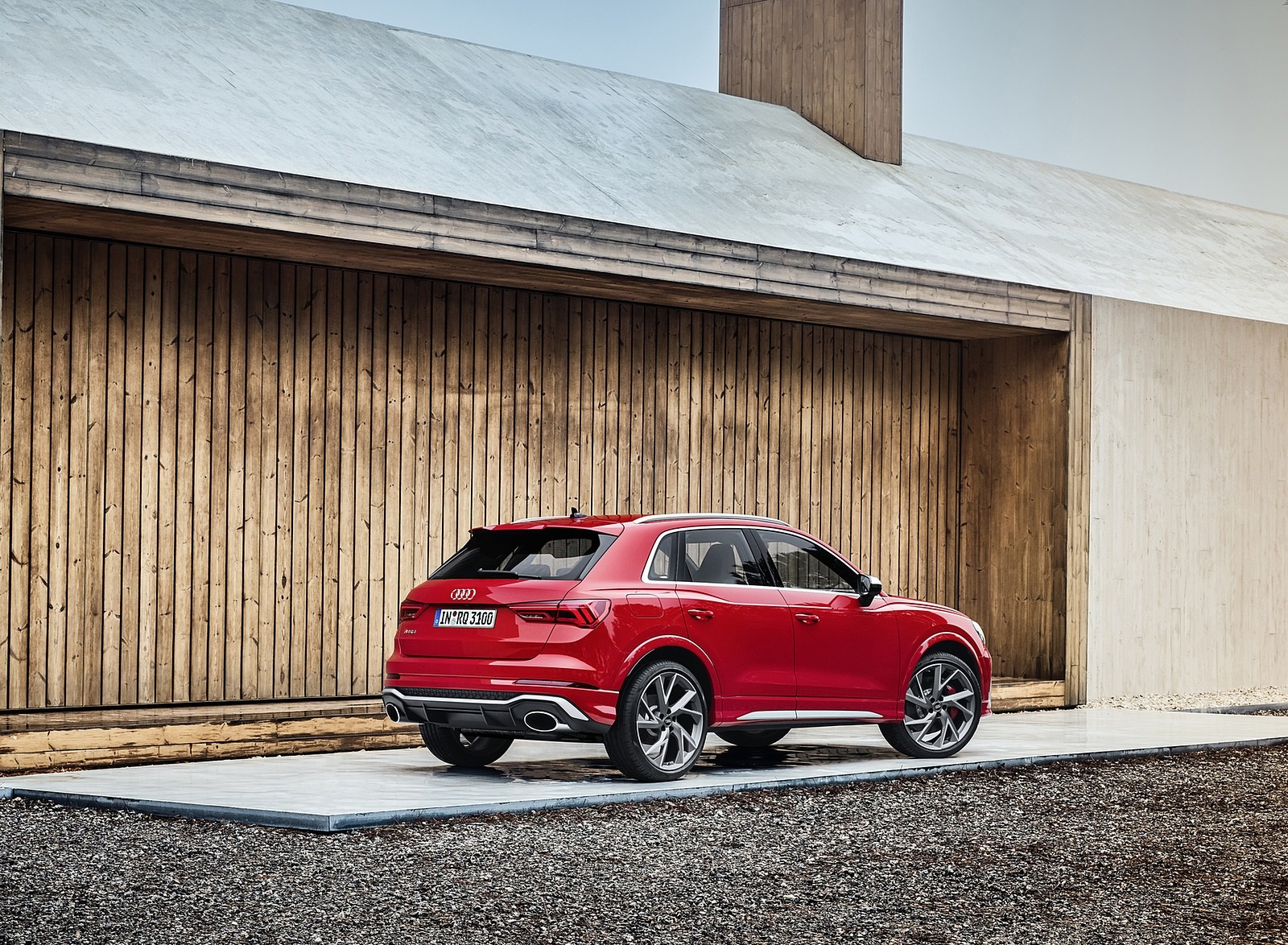 2020 Audi RS Q3 (Color: Tango Red) Rear Three-Quarter Wallpapers #61 of 116