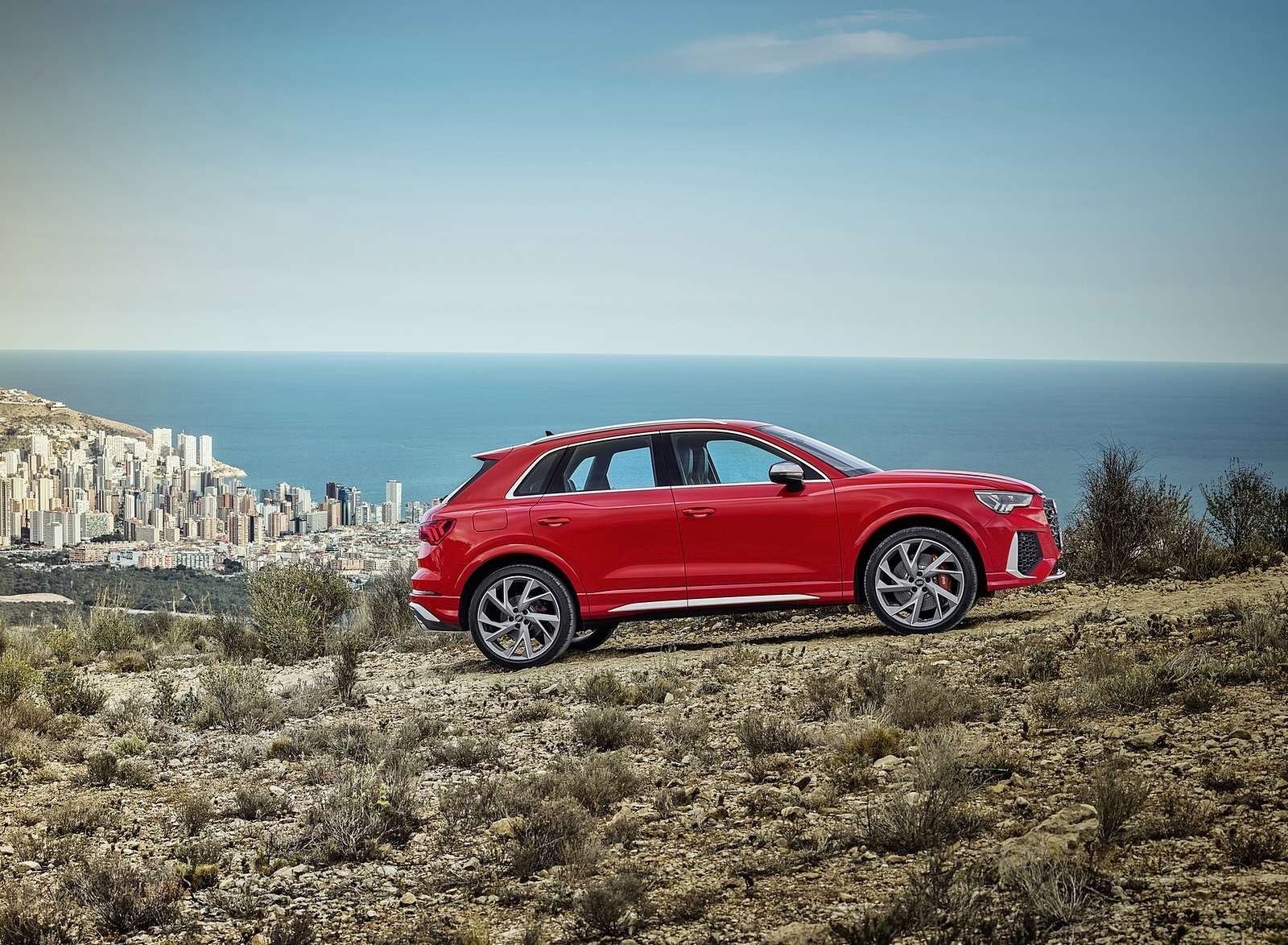 2020 Audi RS Q3 (Color: Tango Red) Side Wallpapers #63 of 116
