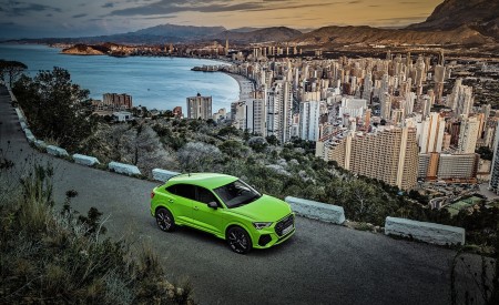 2020 Audi RS Q3 Sportback (Color: Kyalami Green) Front Three-Quarter Wallpapers 450x275 (61)