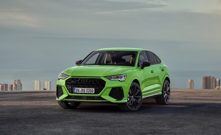 2020 Audi RS Q3 Sportback (Color: Kyalami Green) Front Wallpapers 450x275 (75)