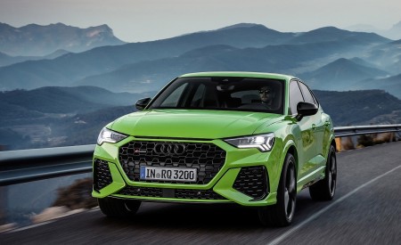 2020 Audi RS Q3 Sportback (Color: Kyalami Green) Front Wallpapers 450x275 (60)