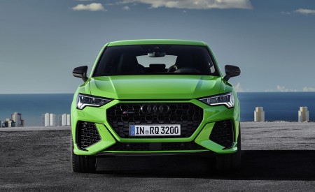 2020 Audi RS Q3 Sportback (Color: Kyalami Green) Front Wallpapers 450x275 (76)