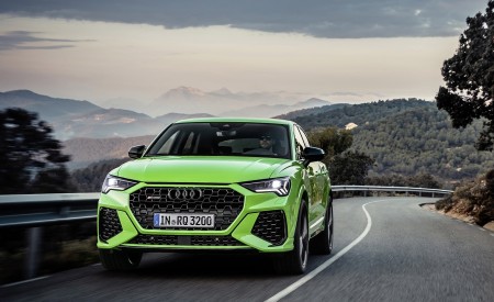 2020 Audi RS Q3 Sportback (Color: Kyalami Green) Front Wallpapers 450x275 (66)