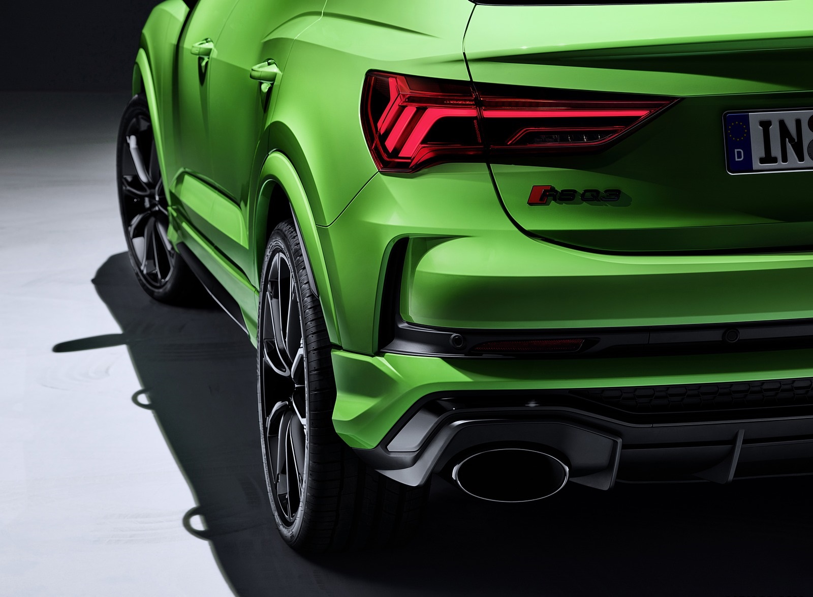 2020 Audi RS Q3 Sportback (Color: Kyalami Green) Tail Light Wallpapers #95 of 127
