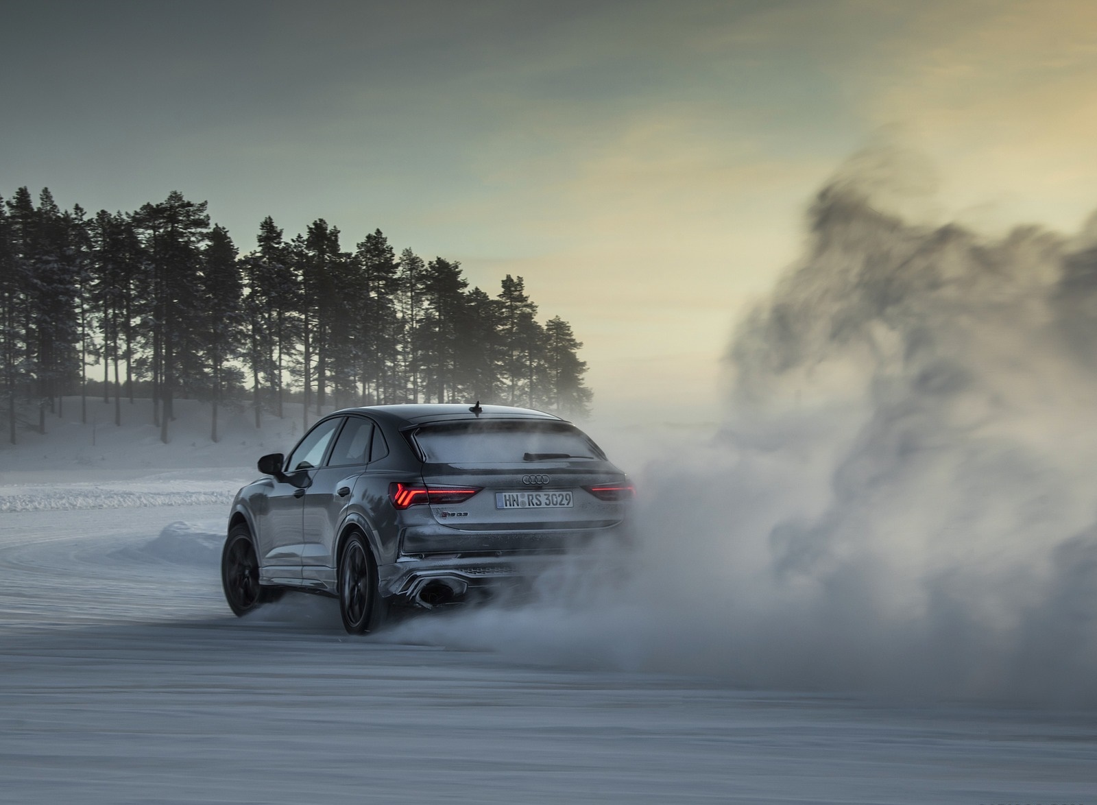 2020 Audi RS Q3 Sportback (Color: Nardo Gray) Rear Three-Quarter Wallpapers #43 of 127