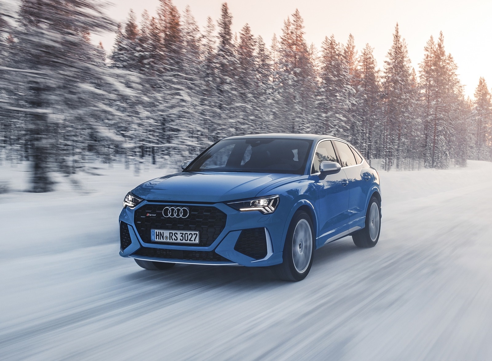 2020 Audi RS Q3 Sportback (Color: Turbo Blue) Front Three-Quarter Wallpapers (1)