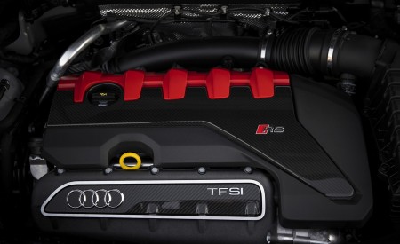 2020 Audi RS Q3 Sportback Engine Wallpapers 450x275 (40)