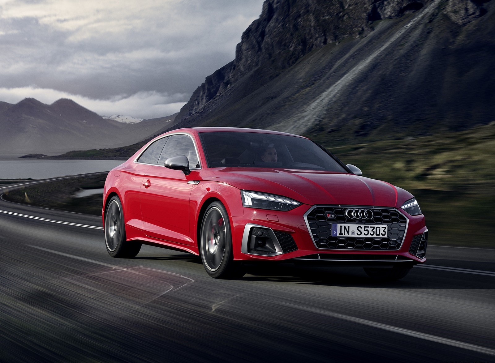 2020 Audi S5 Coupe TDI (Color: Tango Red) Front Three-Quarter Wallpapers #2 of 18