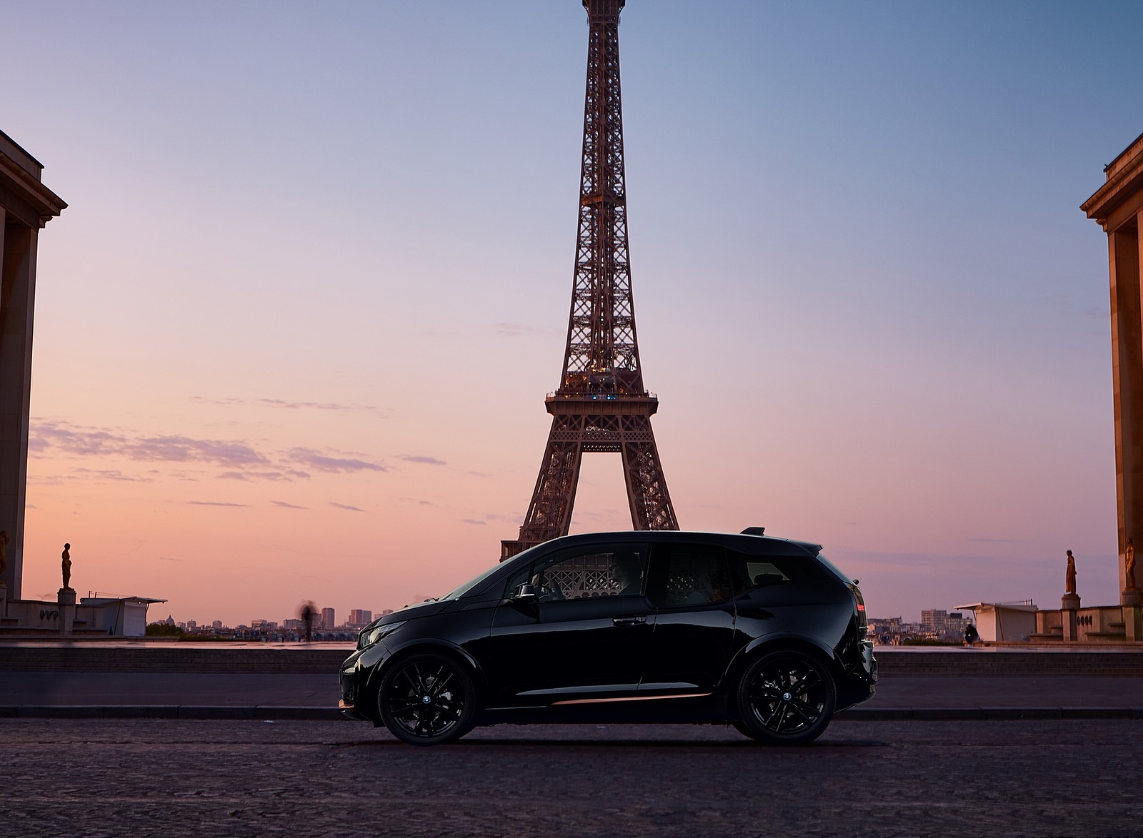 2020 BMW i3s Edition RoadStyle Side Wallpapers (3)