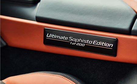 2020 BMW i8 Ultimate Sophisto Edition Interior Detail Wallpapers 450x275 (16)