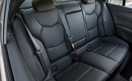 2020 Cadillac CT4 Premium Luxury Interior Rear Seats Wallpapers 450x275 (17)