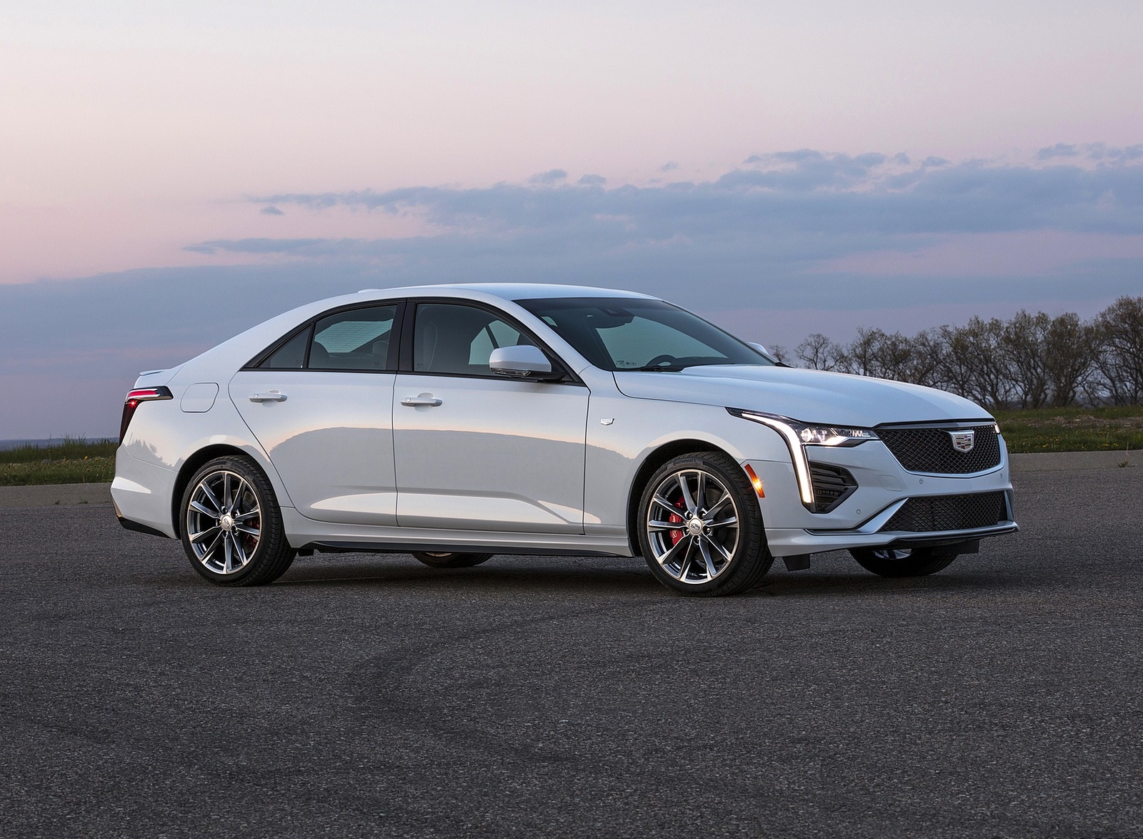 2020 Cadillac CT4 Sport Front Three-Quarter Wallpapers #20 of 39