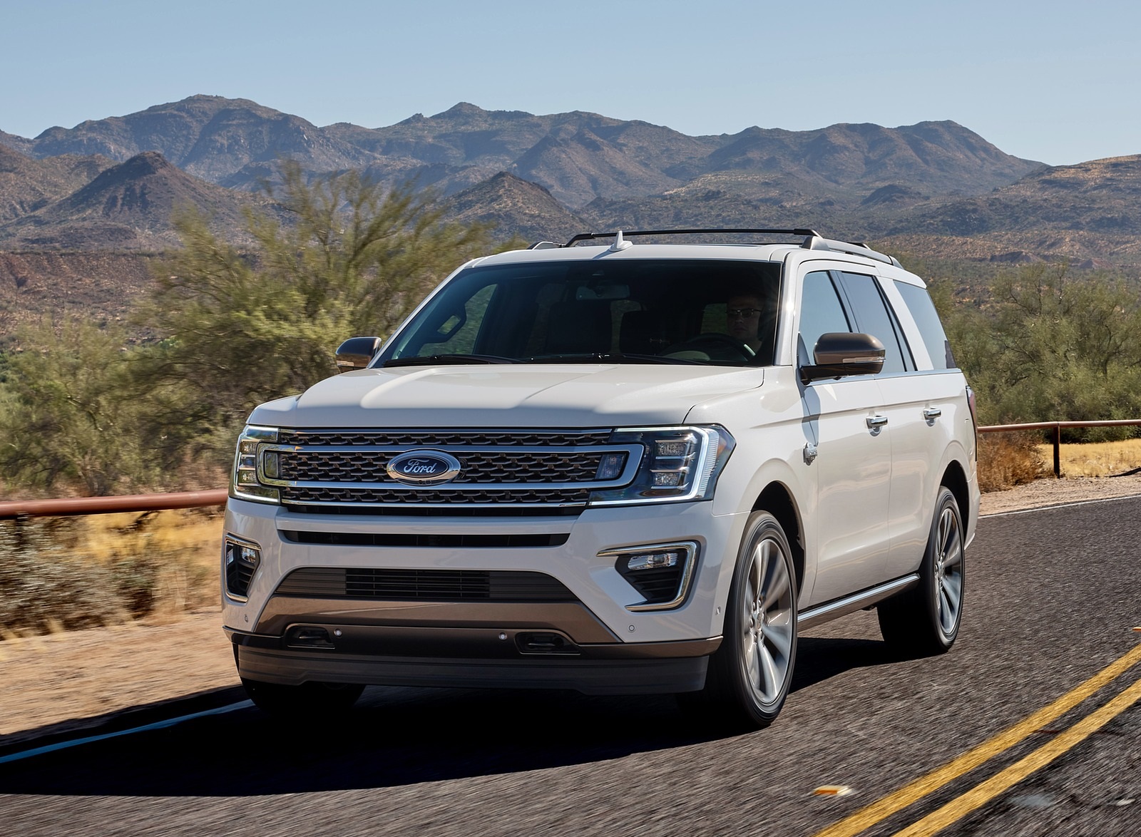 2020 Ford Expedition King Ranch Front Three-Quarter Wallpapers (2)