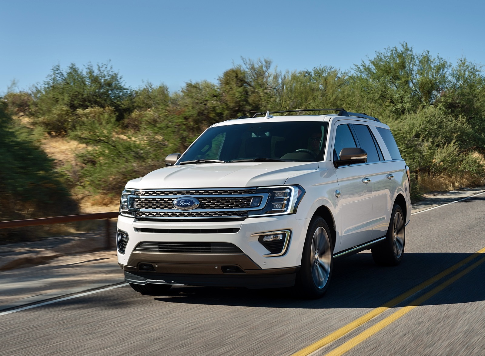 2020 Ford Expedition King Ranch Front Three-Quarter Wallpapers (1). Download Wallpaper