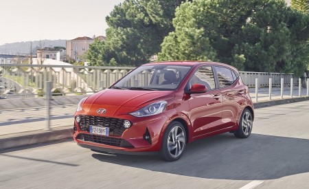 2020 Hyundai i10 Front Three-Quarter Wallpapers 450x275 (14)