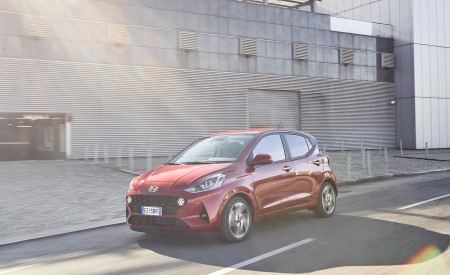 2020 Hyundai i10 Front Three-Quarter Wallpapers 450x275 (15)