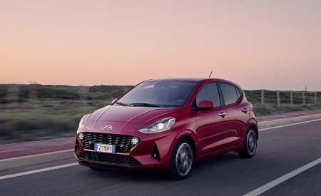 2020 Hyundai i10 Front Three-Quarter Wallpapers 450x275 (4)