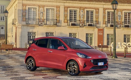 2020 Hyundai i10 Front Three-Quarter Wallpapers 450x275 (25)