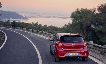 2020 Hyundai i10 Rear Wallpapers 450x275 (10)