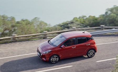 2020 Hyundai i10 Top Wallpapers 450x275 (12)