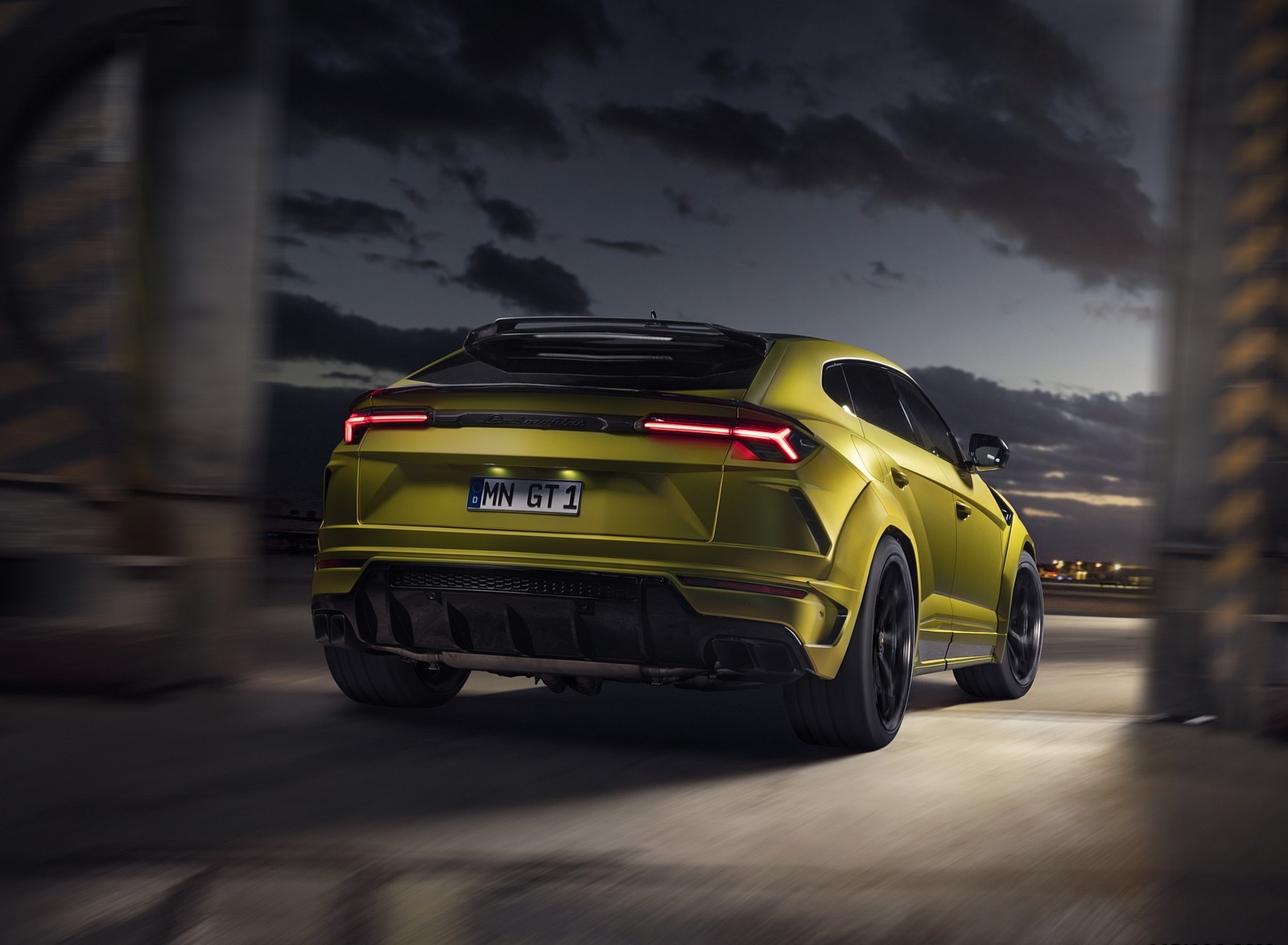 2020 NOVITEC Lamborghini Urus Rear Wallpapers #12 of 39