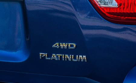 2020 Nissan Pathfinder Platinum 4WD Badge Wallpapers 450x275 (9)