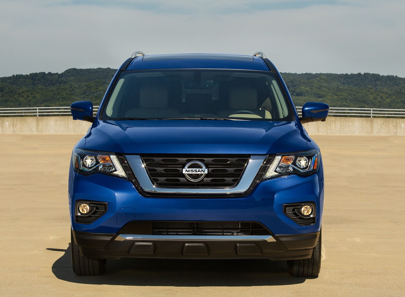 2020 Nissan Pathfinder Platinum 4WD Front Wallpapers #4 of 19