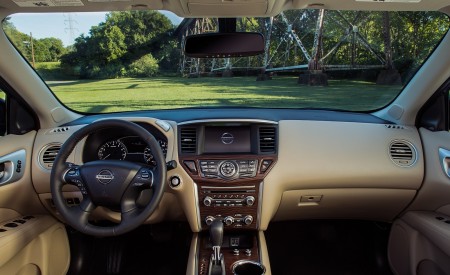 2020 Nissan Pathfinder Platinum 4WD Interior Cockpit Wallpapers 450x275 (19)